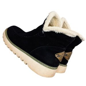 AVSTCFS Sport Women’s Black Suede Ankle Pull On Boots with Cream Fur Lining